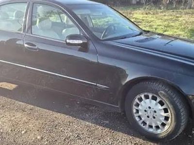 Second-hand Mercedes E200 150 CP (110 kW) 2003 Berlinǎ