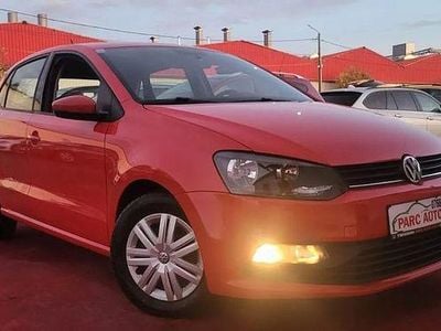 Second-hand VW Polo 60 CP (44 kW) 2017 Culoarerosu