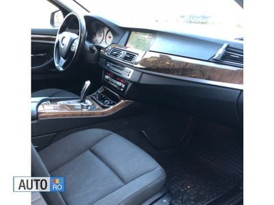 Second-hand BMW 520 184 CP (135 kW) 2011 Gri Berlinǎ