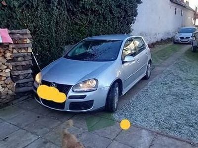 VW Golf V