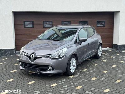 Culoaregri Second-hand 2014 Renault Clio IV Life Hatchback | 4.999 EUR (Preț OK)