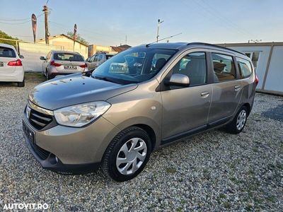 second-hand Dacia Lodgy 1.5 dCi 90 CP Laureate