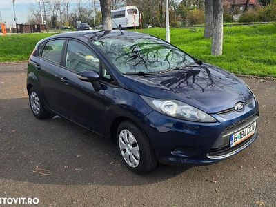 Culoarealbastru Utilizat 2012 Ford Fiesta Titanium | 3.650 EUR (Preț OK)