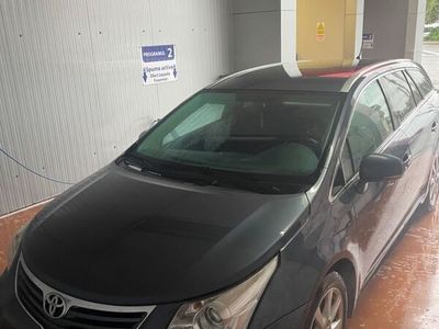 second-hand Toyota Avensis 2.2 D-4D Station Wagon Business