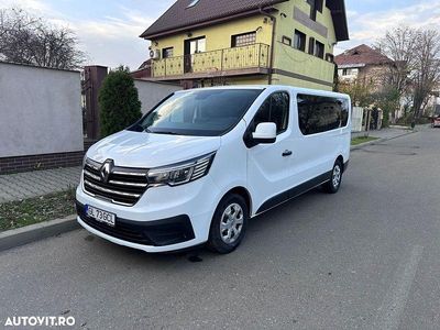 Culoarealb Second-hand 2023 Renault Trafic Monovolum | 21.400 EUR (Scump)