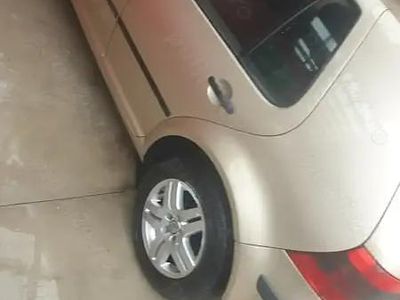 Utilizat 2003 VW Golf Berlinǎ | 1.300 EUR (Preț OK)