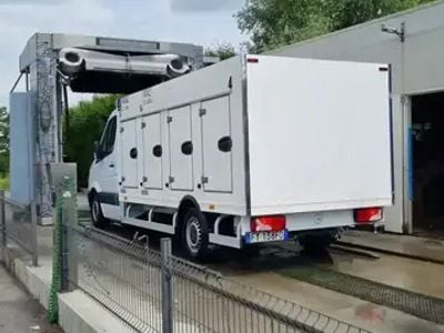 Second-hand Mercedes Sprinter 120 CP (88 kW) 2014 Van