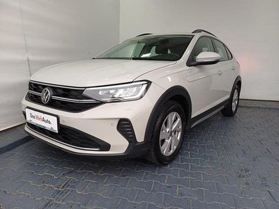 Gri mediu normal Second-hand 2022 VW Taigo Life SUV | 17.450 EUR (Puțin scump)