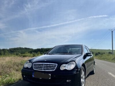 Mercedes C200