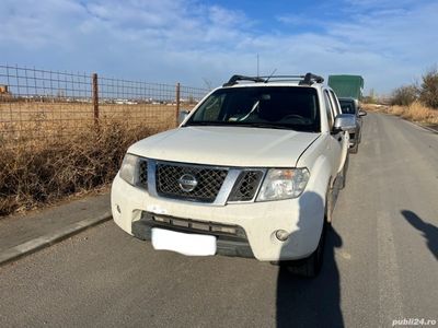 second-hand Nissan Navara V6 D40 2012