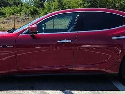 Second-hand Maserati Ghibli 410 CP (301 kW) 2015 Rosu Coupe