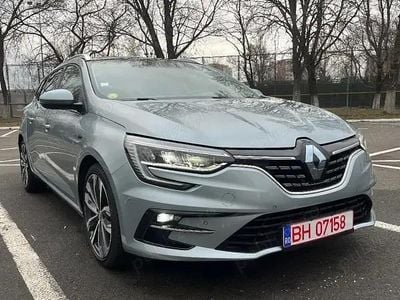Gri Utilizat 2021 Renault Mégane GrandTour Break | 14.500 EUR (Scump)