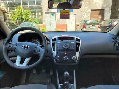 second-hand Kia cee'd 2010