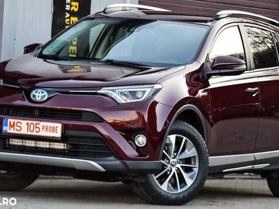 Culoarealte culori Second-hand 2016 Toyota RAV4 Hybrid Comfort SUV | 17.990 EUR (Scump)