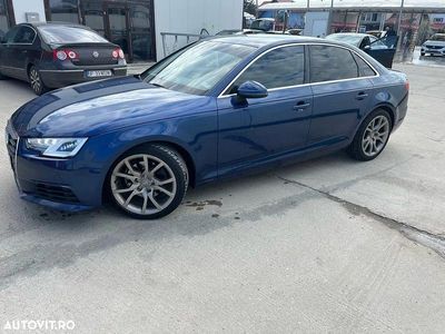Second-hand Audi A4 Ambiente 150 CP (110 kW) 2017 Culoarealbastru Hatchback