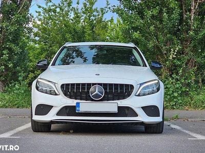 Mercedes C200