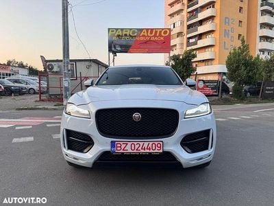 Culoarealb Utilizat 2019 Jaguar F-Pace R-Sport SUV | 19.990 EUR (Super Preț)