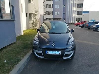 Utilizat 2011 Renault Scénic III Monovolum | 5.000 EUR (Puțin scump)