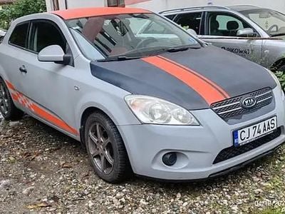 Utilizat 2009 Kia ProCeed Berlinǎ | 1.700 EUR