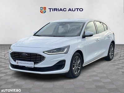 Culoarealb Utilizat 2023 Ford Focus Hatchback | 15.990 EUR (Scump)