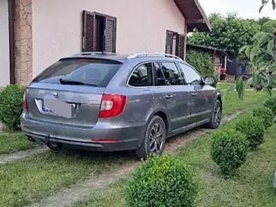 Second-hand Skoda Superb 140 CP (102 kW) 2011