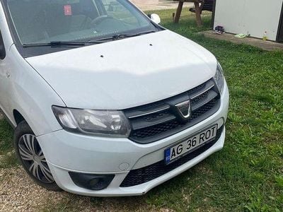 Culoarealb Utilizat 2015 Dacia Logan Prestige Break | 3.000 EUR (Puțin scump)