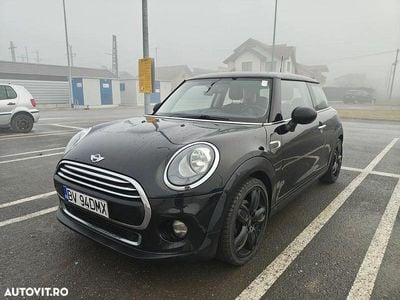 Second-hand Mini ONE 102 CP (75 kW) 2015 Culoarenegru Hatchback