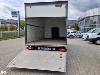 Second-hand Ford Transit 105 CP (77 kW) 2018 Culoarealb Monovolum