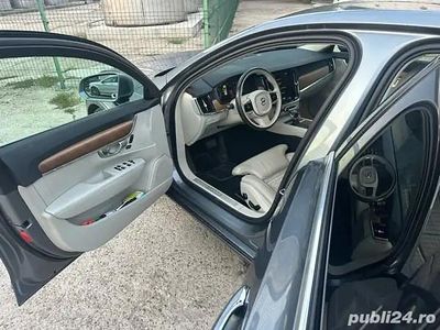 Utilizat 2018 Volvo S90 Berlinǎ | 18.350 EUR (Puțin scump)