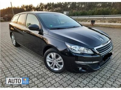 Second-hand Peugeot 308 120 CP (88 kW) 2016 Negru Hatchback