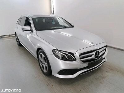 Mercedes E200