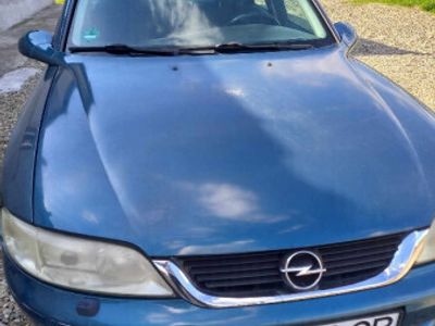 second-hand Opel Vectra B de vânzare