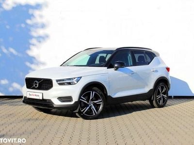Culoarealb Utilizat 2020 Volvo XC40 R-Design SUV | 32.900 EUR (Scump)