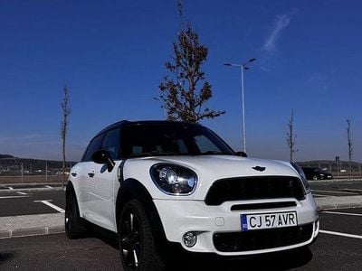 Second-hand Mini Countryman 143 CP (105 kW) 2014 Culoarealb SUV