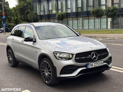 Mercedes GLC300e