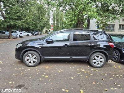 Nissan Qashqai +2