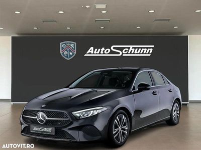 Second-hand Mercedes A200 Progressive 163 CP (119 kW) 2024 Culoarenegru Hatchback