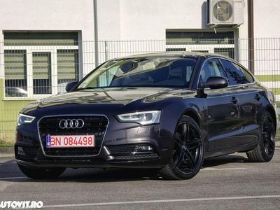 Culoaremaro Utilizat 2012 Audi A5 Exclusive Berlinǎ | 10.990 EUR