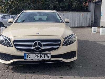 Mercedes E200