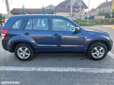 second-hand Suzuki Grand Vitara 2.0i JLX