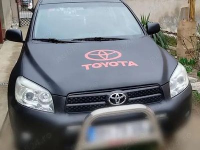 Second-hand Toyota RAV4 146 CP (107 kW) 2007 Negru SUV
