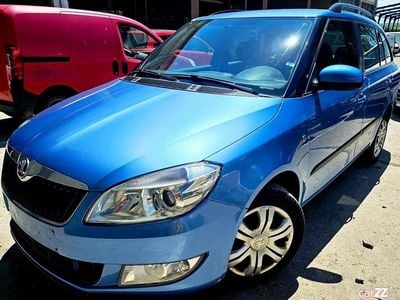 Albastru Utilizat 2013 Skoda Fabia Active Hatchback | 4.950 EUR (Puțin scump)