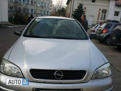 Second-hand Opel Astra 90 CP (66 kW) 2006 Gri Berlinǎ