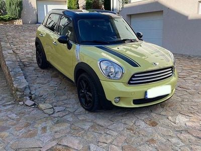 Second-hand Mini Cooper Countryman 122 CP (89 kW) 2011 Culoaregalbeuriu SUV