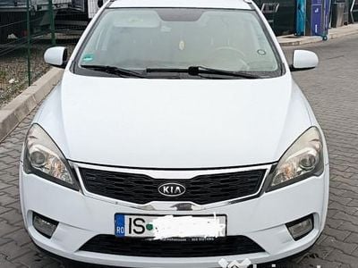 Second-hand Kia Ceed Sportswagon 90 CP (66 kW) 2010 Alb Break