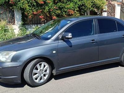 Second-hand Toyota Avensis 2005 Berlinǎ