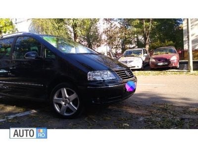 Second-hand VW Sharan United 140 CP (102 kW) 2008 Negru Monovolum