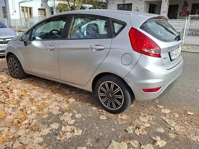 Utilizat 2012 Ford Fiesta Hatchback | 3.000 EUR (Preț bun)
