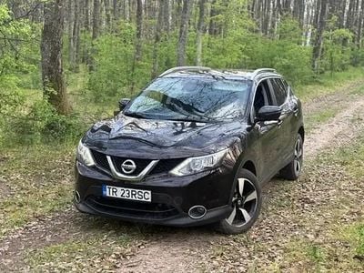 Second-hand Nissan Qashqai N-Connecta 130 CP (95 kW) 2016 Negru SUV