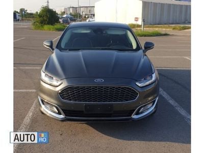 Second-hand Ford Mondeo 187 CP (137 kW) 2018 Gri Berlinǎ